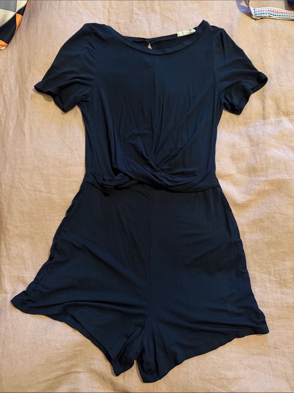 Sozy - Kendall Romper - Women’s Black Short-Sleeve Twisted-Waist Romper